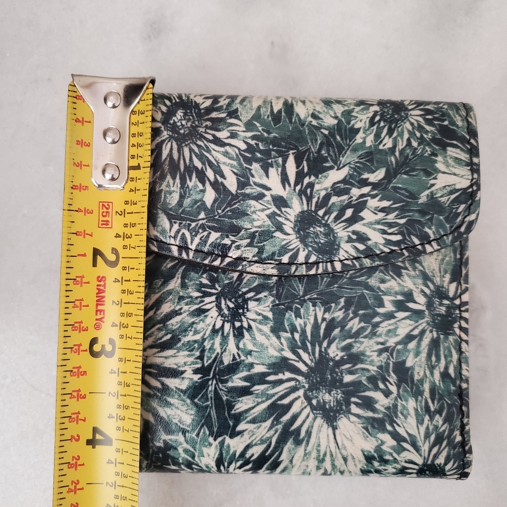 Patricia Nash Blue Floral Leather Wallet - Picture 8 of 16